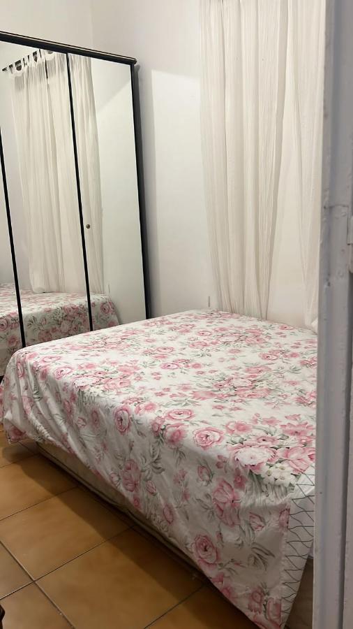 Апартаменты Piso Y Patio Барселона Экстерьер фото