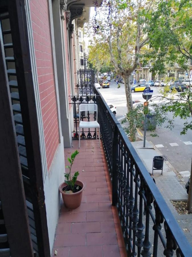 Апартаменты Piso Y Patio Барселона Экстерьер фото
